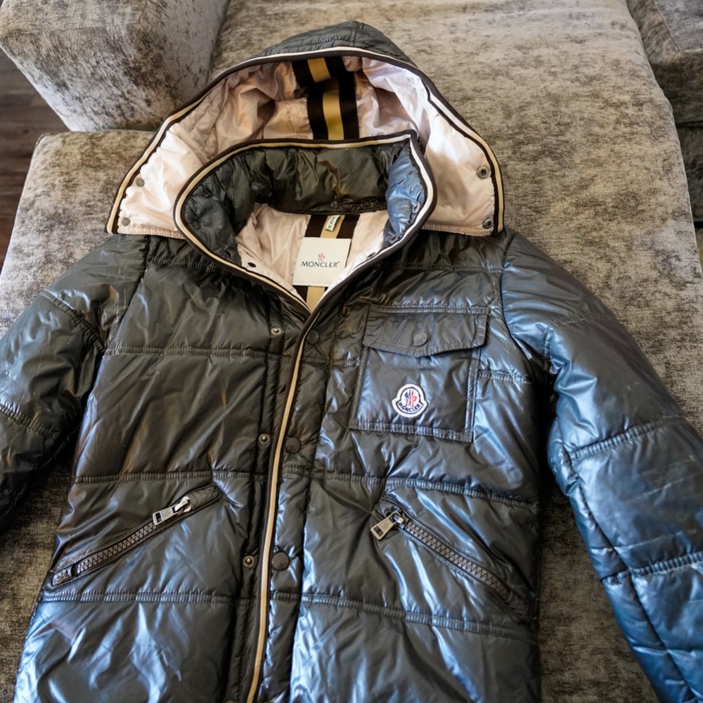 Rare Vintage Moncler Down Jacket - Size M